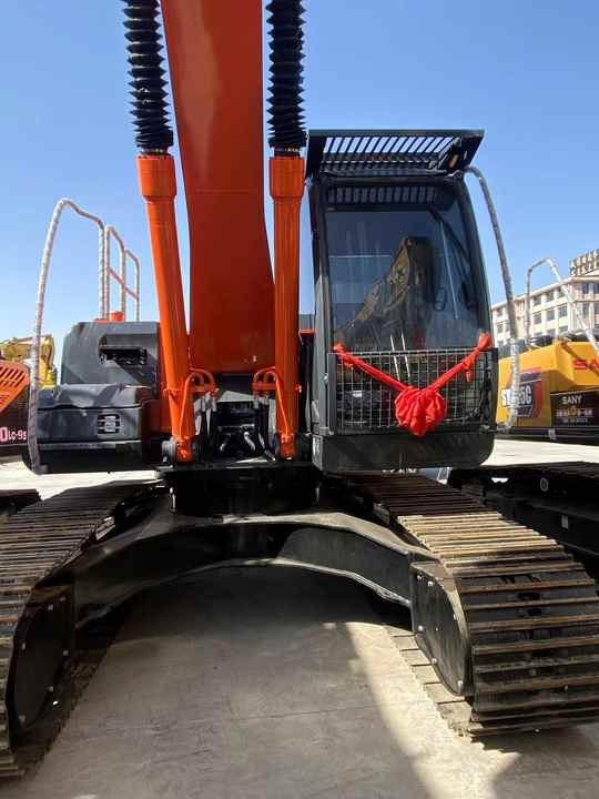 Hitachi Brand Zx210 Crawler Excavator 21tons Digger for Sale Used Hitachi Zx200 210 350 Excavator in Stock on Sale - Excavadora de cadenas: foto 3 Hitachi Brand Zx210 Crawler Excavator 21tons Digger for Sale Used Hitachi Zx200 210 350 Excavator in Stock on Sale - Excavadora de cadenas: foto 3