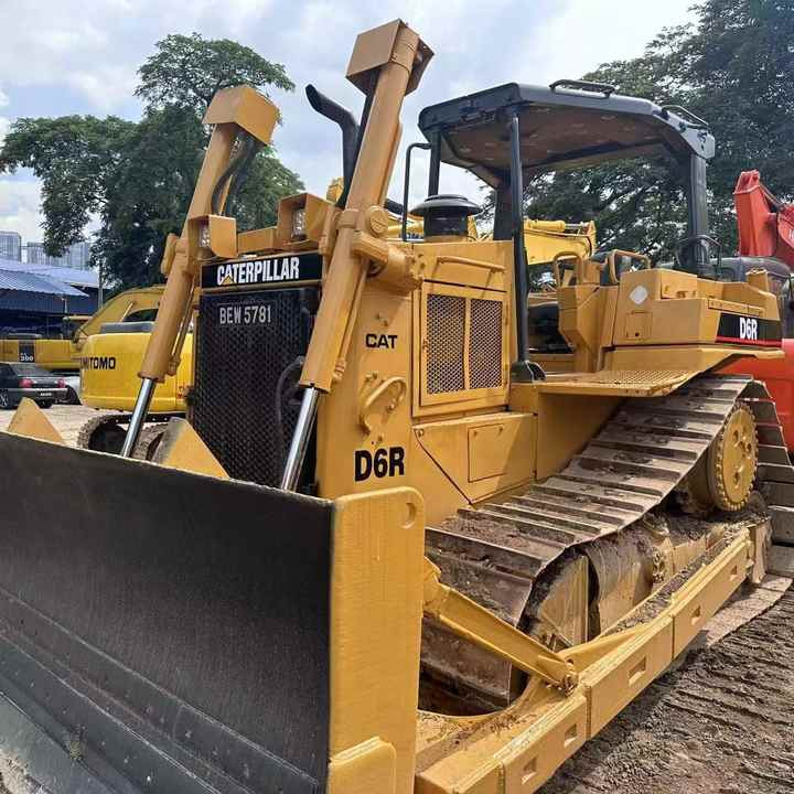 Original Caterpillar D6r Bulldozer Used Caterpillar D5 D6 D7 Bulldozer on Sale High Quality Caterpillar D6r Bulldozer - Bulldozer: foto 1 Original Caterpillar D6r Bulldozer Used Caterpillar D5 D6 D7 Bulldozer on Sale High Quality Caterpillar D6r Bulldozer - Bulldozer: foto 1