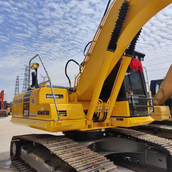 PC200-8 Low Working Hour Second Hand 20 Ton Excavator Komatsu Pc200-8 Crawler Excavator Used Komatsu Excavator PC200-8N1 - Excavadora: foto 5 PC200-8 Low Working Hour Second Hand 20 Ton Excavator Komatsu Pc200-8 Crawler Excavator Used Komatsu Excavator PC200-8N1 - Excavadora: foto 5