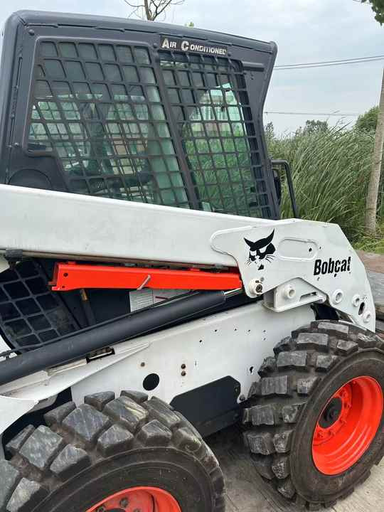 Used Bob Cat Bob Cat S160 Used Mini Skid Steer Wheel Loader Multifunctional Track Loaders Bobcat S160 2.7 Ton - Minicargadora: foto 3 Used Bob Cat Bob Cat S160 Used Mini Skid Steer Wheel Loader Multifunctional Track Loaders Bobcat S160 2.7 Ton - Minicargadora: foto 3