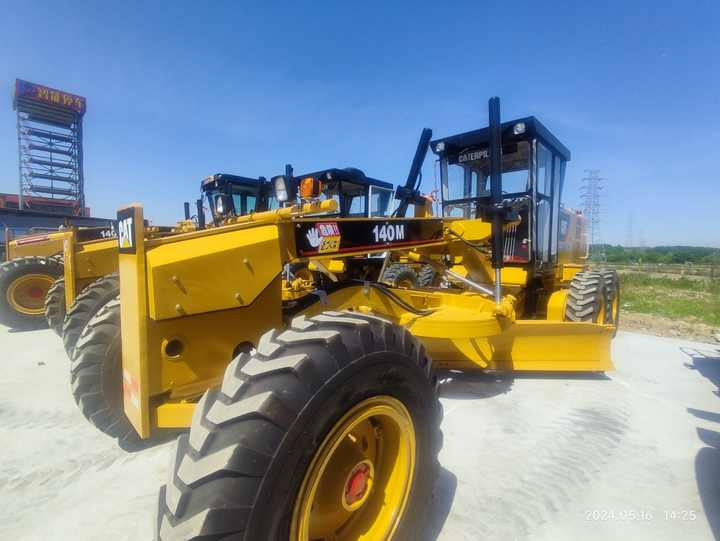 Used Cat 140m Grader on Hot Sale Used Cat 14h 14g 140h 140g140m in Stock Motor Grader Equipment - Grader: foto 4 Used Cat 140m Grader on Hot Sale Used Cat 14h 14g 140h 140g140m in Stock Motor Grader Equipment - Grader: foto 4
