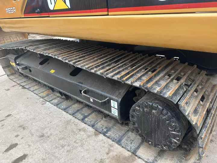 Used Excavator CAT 320C Second Hand Highly Competitive Digging Machine 325C 330C for Sale - Excavadora de cadenas: foto 3 Used Excavator CAT 320C Second Hand Highly Competitive Digging Machine 325C 330C for Sale - Excavadora de cadenas: foto 3