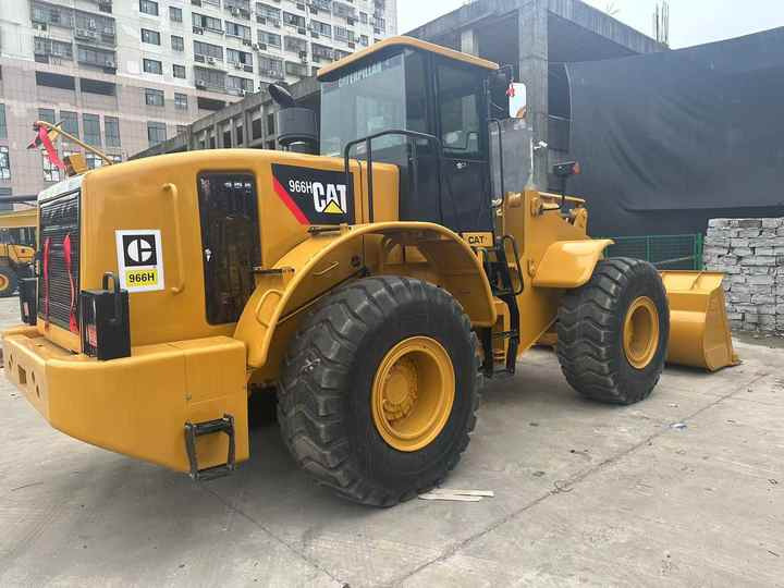 Used Excellent Cat 966H Loader 966H 966G in Good Working Condition for Sale - Cargadora de ruedas: foto 2 Used Excellent Cat 966H Loader 966H 966G in Good Working Condition for Sale - Cargadora de ruedas: foto 2