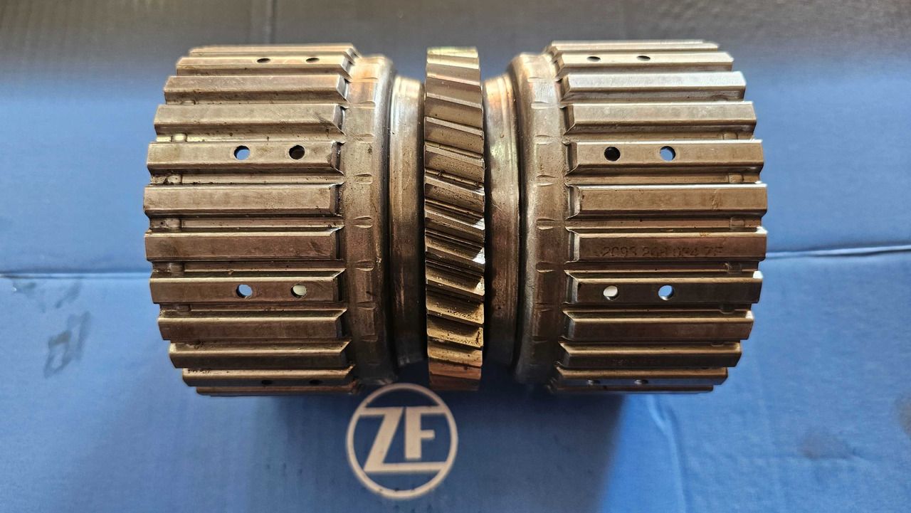 Kosz sprzęgła Deutz Fahr Same Lamborghini 0.900.0883.8 - Embrague y piezas para Maquinaria agrícola: foto 1 Kosz sprzęgła Deutz Fahr Same Lamborghini 0.900.0883.8 - Embrague y piezas para Maquinaria agrícola: foto 1