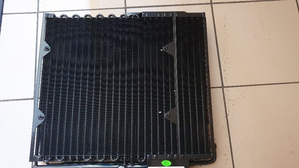 Skraplacz klimatyzacji Deutz Fahr Same Lamborghini 0.012.7328.3 - Condensador para Maquinaria agrícola: foto 2 Skraplacz klimatyzacji Deutz Fahr Same Lamborghini 0.012.7328.3 - Condensador para Maquinaria agrícola: foto 2