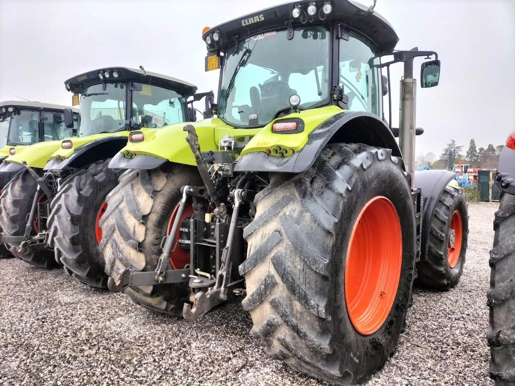 Claas Axion 830 Cmatic - Tractor: foto 4 Claas Axion 830 Cmatic - Tractor: foto 4