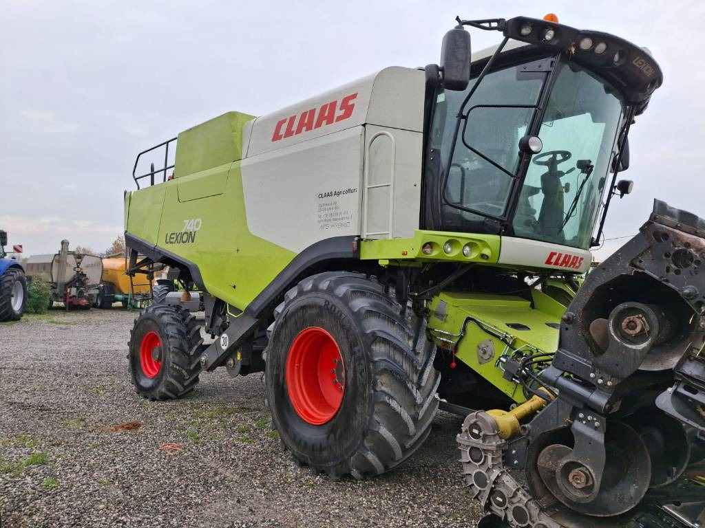 Claas Lexion 740 - Cosechadora de granos: foto 1 Claas Lexion 740 - Cosechadora de granos: foto 1