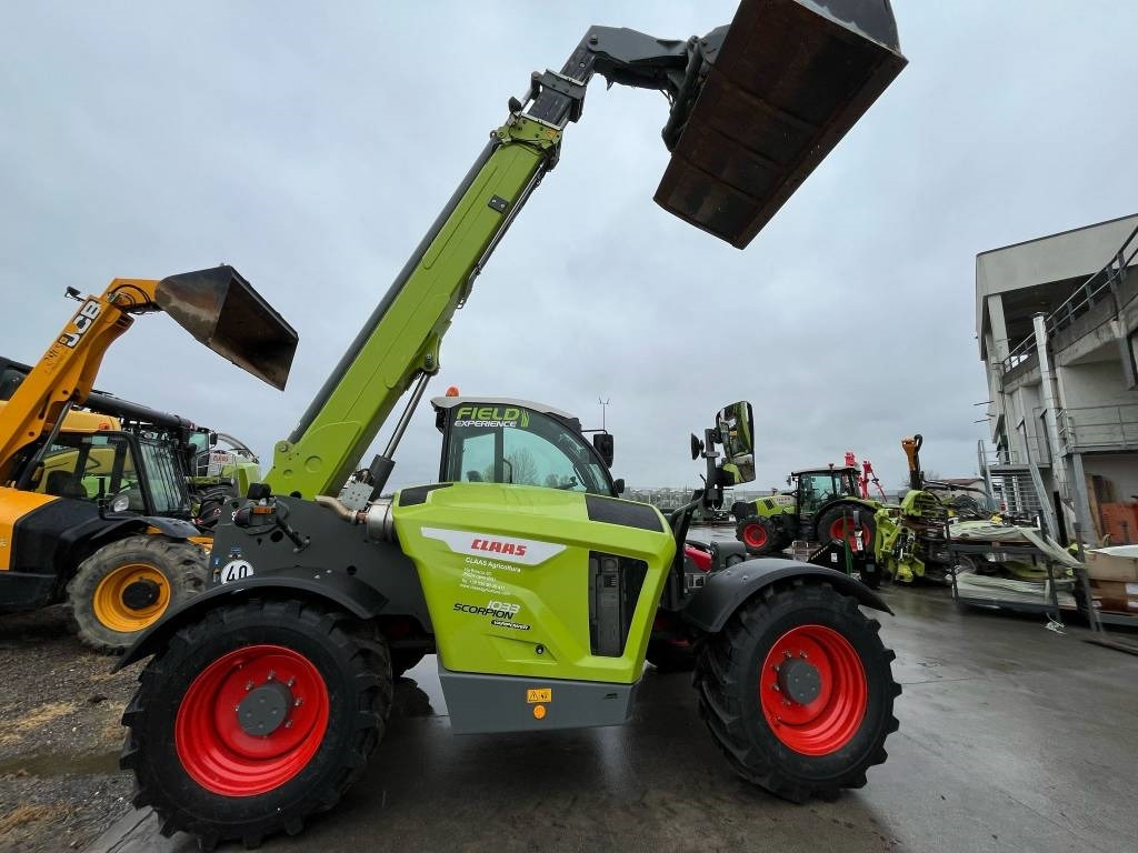 Claas Scorpion 1033 - Manipulador telescópico: foto 1 Claas Scorpion 1033 - Manipulador telescópico: foto 1