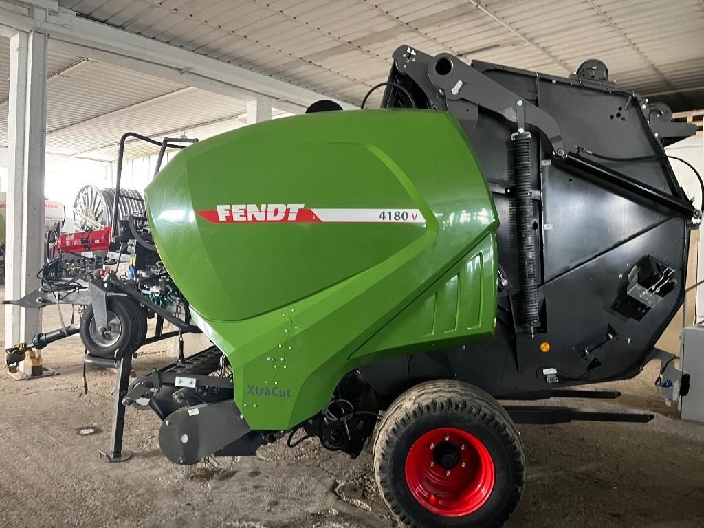 Fendt Rotana 4180 V - Rotoempacadora: foto 1 Fendt Rotana 4180 V - Rotoempacadora: foto 1