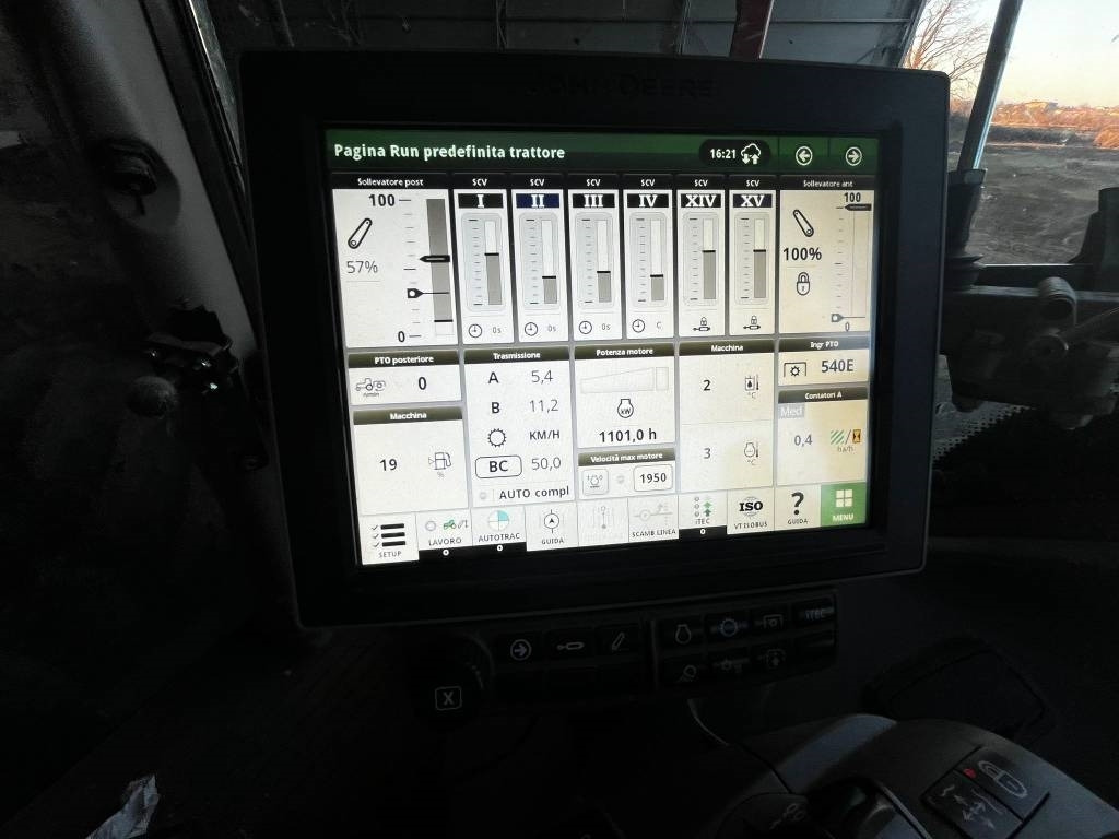 Tractor John Deere 6145 R: foto 8