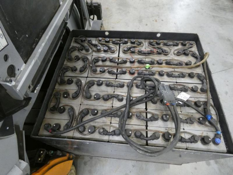 Still RX60-30L RX60-30L - Carretilla elevadora eléctrica: foto 4 Still RX60-30L RX60-30L - Carretilla elevadora eléctrica: foto 4