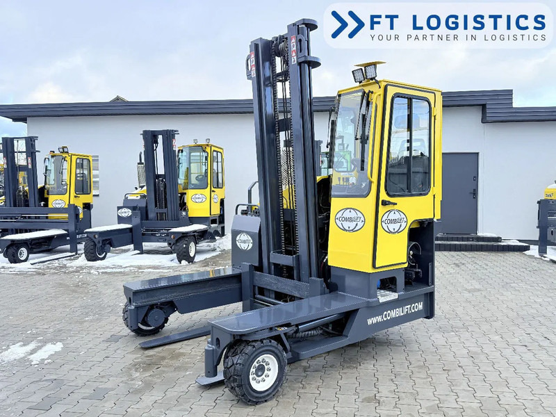 Combilift C4000 | GAS | DUPLEX 4600 | FORK POSITIONER | CABIN | NEW TIRES | LIKE NEW C4000 | GAS | DUPLEX 4600 | FORK POSITIONER | CABIN | - Carretilla de 4 vías: foto 1 Combilift C4000 | GAS | DUPLEX 4600 | FORK POSITIONER | CABIN | NEW TIRES | LIKE NEW C4000 | GAS | DUPLEX 4600 | FORK POSITIONER | CABIN | - Carretilla de 4 vías: foto 1