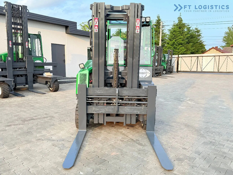 Combilift COMBILIFT C4000CB – TRIPLEX 5200mm – Year 2017 – LPG – FREE LIFT – SIDESHIFT – FORK POSITIONER – CONDITION 5/5 COMBILIFT C4000CB - Carretilla de 4 vías: foto 4 Combilift COMBILIFT C4000CB – TRIPLEX 5200mm – Year 2017 – LPG – FREE LIFT – SIDESHIFT – FORK POSITIONER – CONDITION 5/5 COMBILIFT C4000CB - Carretilla de 4 vías: foto 4