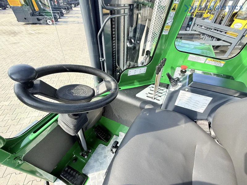 Carretilla de 4 vías Combilift Combilift C2500 / GAS / TRIPLEX 4900MM / FREE LIFT / ONLY 2446 HOURS / FORK POSITIONER / FULL CABIN / PERFECT CONDITION / Wide r: foto 17