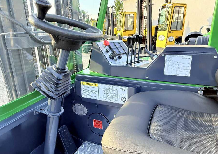 Carretilla de 4 vías Combilift Combilift C2500CB / TRIPLEX / 5500 MM / FULL FREE LIFT / DIESEL / ONLY 3768 HOURS / FORK POSITIONER / SIDE SHIFT / NEW TYRES / LIKE NEW / Wide range of multi-directional and side-loading for: foto 10