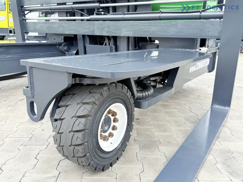 Combilift Combilift C4500 / DIESEL / DUPLEX 4000MM / WIDE FORK POSITIONER / HEATING / FULL CABIN / PERFECT CONDITION / Wide range of four- - Carretilla de 4 vías: foto 5 Combilift Combilift C4500 / DIESEL / DUPLEX 4000MM / WIDE FORK POSITIONER / HEATING / FULL CABIN / PERFECT CONDITION / Wide range of four- - Carretilla de 4 vías: foto 5