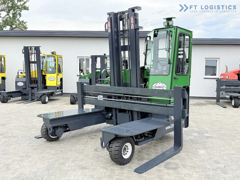 Combilift Combilift C4500 / DIESEL / DUPLEX 4000MM / WIDE FORK POSITIONER / HEATING / FULL CABIN / PERFECT CONDITION / Wide range of four- - Carretilla de 4 vías: foto 3 Combilift Combilift C4500 / DIESEL / DUPLEX 4000MM / WIDE FORK POSITIONER / HEATING / FULL CABIN / PERFECT CONDITION / Wide range of four- - Carretilla de 4 vías: foto 3