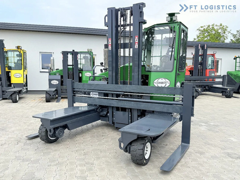 Carretilla de 4 vías Combilift Combilift C4500 / DIESEL / DUPLEX 4000MM / WIDE FORK POSITIONER / HEATING / FULL CABIN / PERFECT CONDITION / Wide range of four-: foto 1