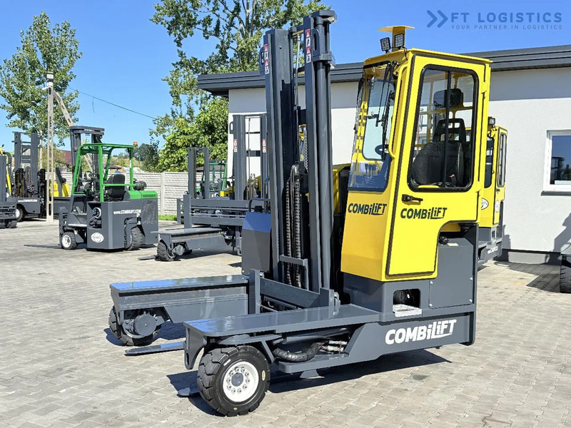 Combilift Combilift FOUR-WAY MULTIDIRECTIONAL FORKLIFT C4000 / DIESEL / DUPLEX 4100MM / ONLY 2888 HOURS / FORK POSITIONER / FULL CABIN – H - Carretilla de 4 vías: foto 4 Combilift Combilift FOUR-WAY MULTIDIRECTIONAL FORKLIFT C4000 / DIESEL / DUPLEX 4100MM / ONLY 2888 HOURS / FORK POSITIONER / FULL CABIN – H - Carretilla de 4 vías: foto 4