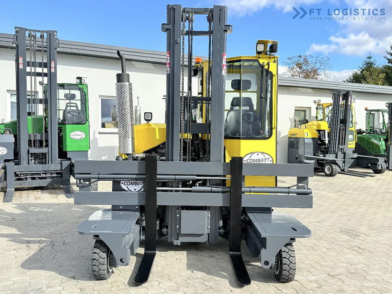 Combilift FOUR-WAY / MULTI-DIRECTIONAL FORKLIFT / ONLY 491 HOURS / C2500 / GAS / DUPLEX 4600MM / SHORT – ONLY 1900MM / WIDTH 2700MM WITH F - Carretilla de 4 vías: foto 4 Combilift FOUR-WAY / MULTI-DIRECTIONAL FORKLIFT / ONLY 491 HOURS / C2500 / GAS / DUPLEX 4600MM / SHORT – ONLY 1900MM / WIDTH 2700MM WITH F - Carretilla de 4 vías: foto 4