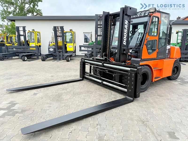 Doosan DOOSAN / DUPLEX 3000MM / SIDE SHIFT / FORK POSITIONER / 2500MM FORKS / 7000KG / CABIN / LIKE NEW DOOSAN / DUPLEX 3000MM / SIDE S - Carretilla elevadora diésel: foto 1 Doosan DOOSAN / DUPLEX 3000MM / SIDE SHIFT / FORK POSITIONER / 2500MM FORKS / 7000KG / CABIN / LIKE NEW DOOSAN / DUPLEX 3000MM / SIDE S - Carretilla elevadora diésel: foto 1