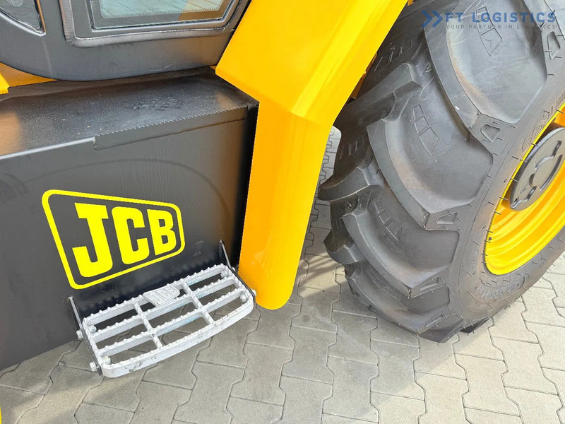 Carretilla todo terreno JCB 940 / DIESEL / TRIPLEX 4500MM / FORK POSITIONER / SIDE SHIFT / 4T / NEW TYRES / LIKE NEW 940 / DIESEL / TRIPLEX 4500MM / FORK PO: foto 8