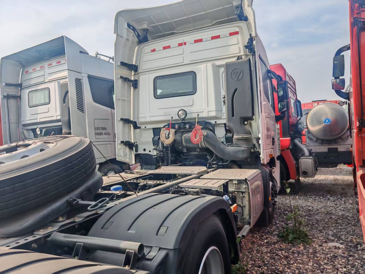 Auman 6×4 - Chasis remolque: foto 5 Auman 6×4 - Chasis remolque: foto 5