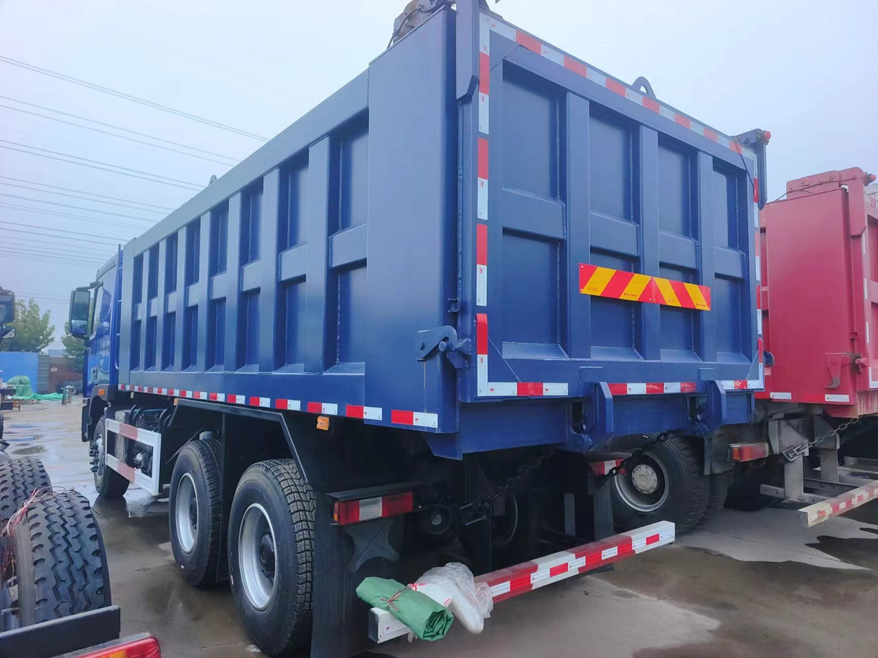 Auman Auman 6*4 dump truck - Volquete camión: foto 3 Auman Auman 6*4 dump truck - Volquete camión: foto 3