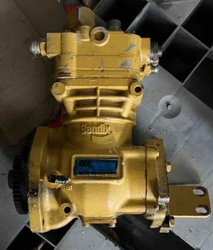 CATERPILLAR 385-0935 385-0936 385-0937 10R-1437 20R-0176 20R-0178 - Compresor de aire acondicionado para Excavadora: foto 1 CATERPILLAR 385-0935 385-0936 385-0937 10R-1437 20R-0176 20R-0178 - Compresor de aire acondicionado para Excavadora: foto 1