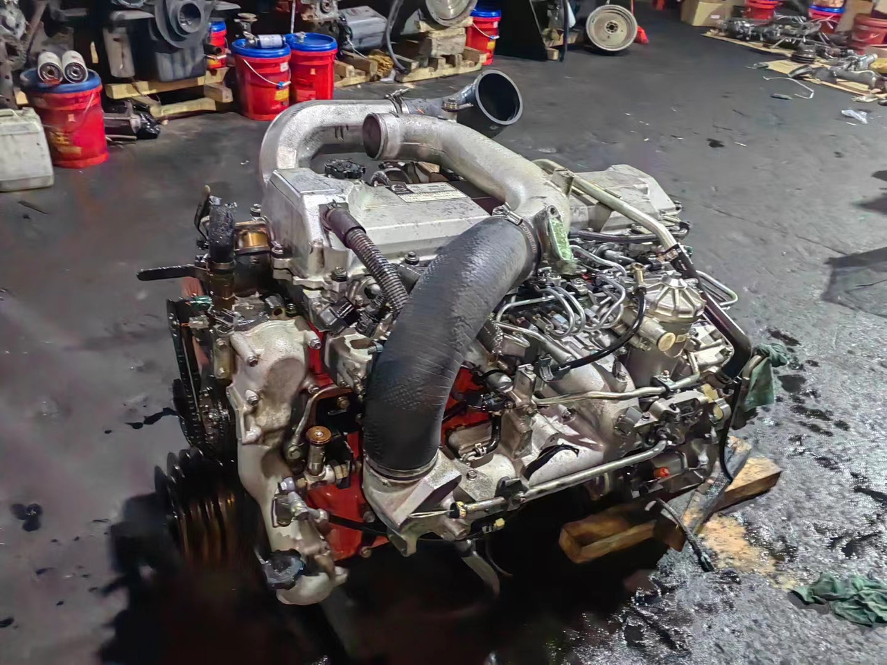 HINO J08E - Motor para Excavadora: foto 2 HINO J08E - Motor para Excavadora: foto 2