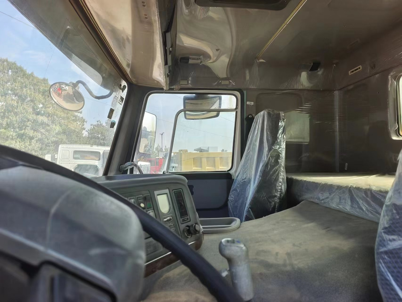 HOWO 6×4 ,20 cubic meters - Cisterna camión: foto 2 HOWO 6×4 ,20 cubic meters - Cisterna camión: foto 2