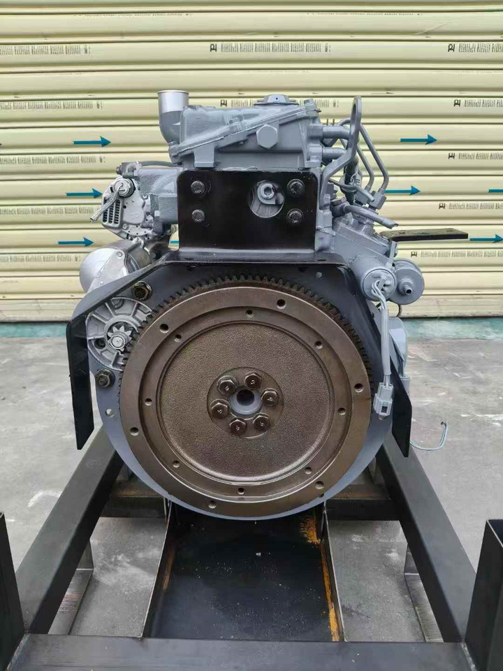 ISUZU 3LB1 - Motor para Excavadora: foto 3 ISUZU 3LB1 - Motor para Excavadora: foto 3