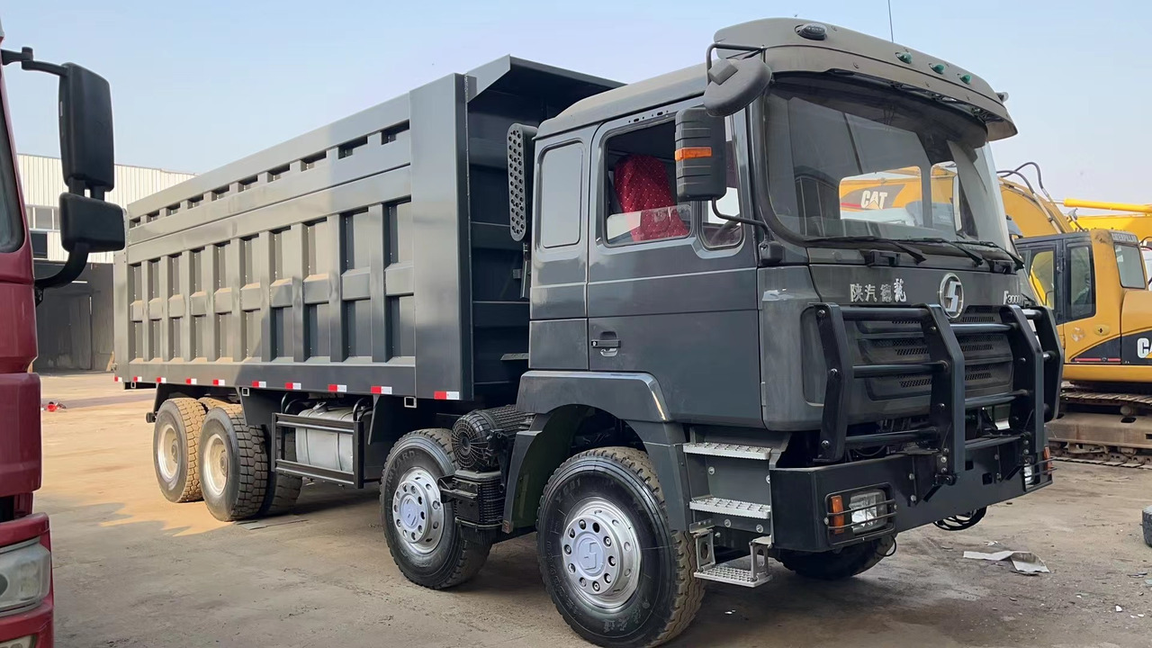 SHACMAN Shacman F3000 8*4 dump truck - Volquete camión: foto 1 SHACMAN Shacman F3000 8*4 dump truck - Volquete camión: foto 1