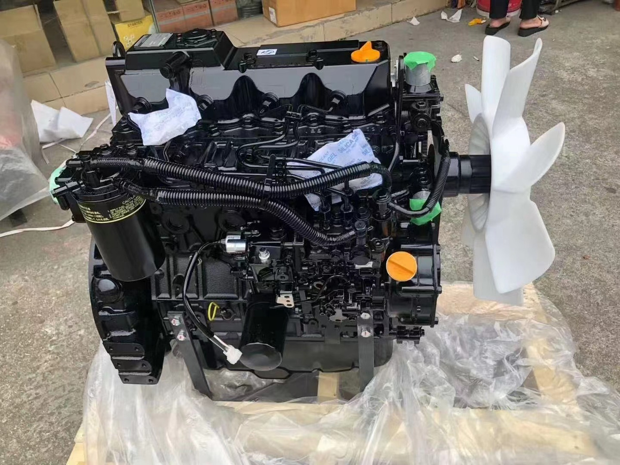 YANMAR 4TNV94L - Motor: foto 3 YANMAR 4TNV94L - Motor: foto 3