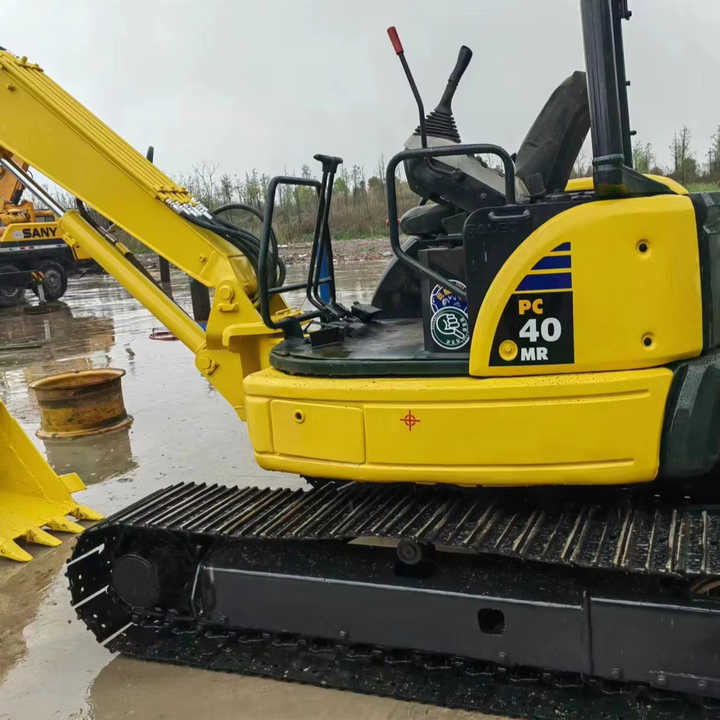 Cheap Selling Second Hand Mini Excavator Komatsu PC40 4Ton Japanese Komatsu PC40 Used Excavator for Sale - Excavadora: foto 1 Cheap Selling Second Hand Mini Excavator Komatsu PC40 4Ton Japanese Komatsu PC40 Used Excavator for Sale - Excavadora: foto 1