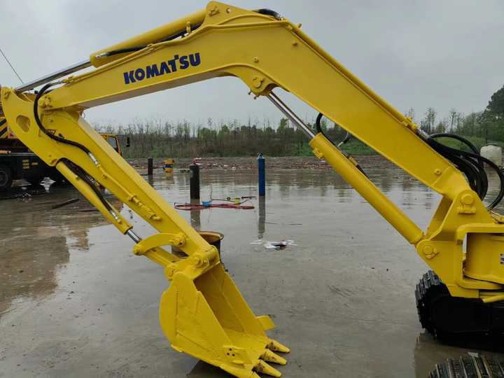 Cheap Selling Second Hand Mini Excavator Komatsu PC40 4Ton Japanese Komatsu PC40 Used Excavator for Sale - Excavadora: foto 5 Cheap Selling Second Hand Mini Excavator Komatsu PC40 4Ton Japanese Komatsu PC40 Used Excavator for Sale - Excavadora: foto 5