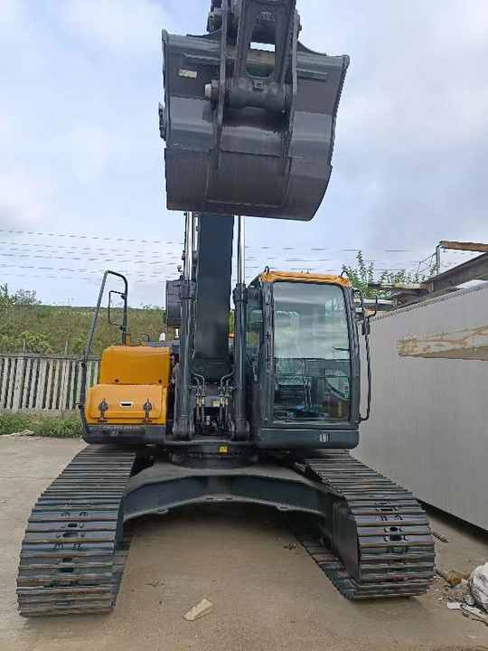 Hyundai Digger 225lvs Second Hand Korea Made High Performance Machine Hyundai Excavator for Sale - Excavadora de cadenas: foto 3 Hyundai Digger 225lvs Second Hand Korea Made High Performance Machine Hyundai Excavator for Sale - Excavadora de cadenas: foto 3
