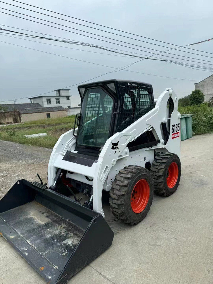 BOBCAT High Quality BOBCAT-S185 Skid Steer Loader in Good Condition - Maquinaria de construcción: foto 1 BOBCAT High Quality BOBCAT-S185 Skid Steer Loader in Good Condition - Maquinaria de construcción: foto 1