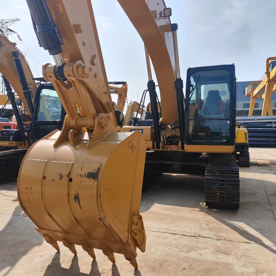 CATERPILLAR Used CAT 320GC Excavator for Sale - Maquinaria de construcción: foto 1 CATERPILLAR Used CAT 320GC Excavator for Sale - Maquinaria de construcción: foto 1