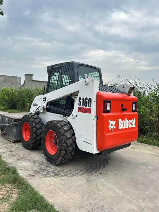 New Arrival Bobcat S160 Skid Steer Loader Available on Sale Hydraulic Type Manufacturer Anhui ZhaoMi - Cargadora de ruedas: foto 4 New Arrival Bobcat S160 Skid Steer Loader Available on Sale Hydraulic Type Manufacturer Anhui ZhaoMi - Cargadora de ruedas: foto 4