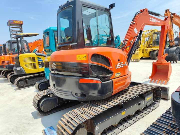 Perfect Condition Kubota U55-4 Japan Brand Mini Excavator with Pusher for Sale Kubota U25 35 55 5tons - Excavadora: foto 2 Perfect Condition Kubota U55-4 Japan Brand Mini Excavator with Pusher for Sale Kubota U25 35 55 5tons - Excavadora: foto 2