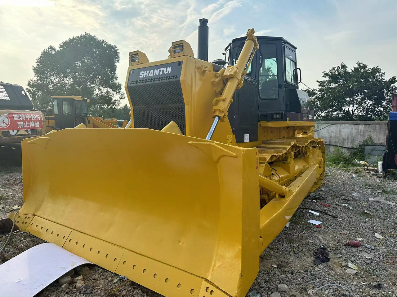 SHANTUI USED SHANTUI SD32 Hotsale Bulldozer - Bulldozer: foto 1 SHANTUI USED SHANTUI SD32 Hotsale Bulldozer - Bulldozer: foto 1