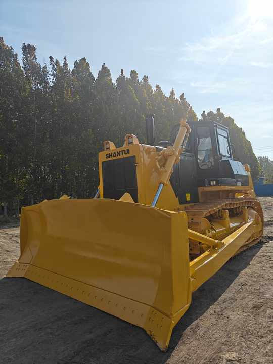 Used Construction Machinery Shantui SD32 Bulldozer for Sales S Econd-hand SD22 32 Bulldozer Crawler Type Bulldozer Price Lower - Bulldozer: foto 5 Used Construction Machinery Shantui SD32 Bulldozer for Sales S Econd-hand SD22 32 Bulldozer Crawler Type Bulldozer Price Lower - Bulldozer: foto 5