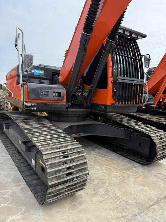Used Digger Doosan DX225LC-9T Construction Machinery Construction Digger Used Doosan DX225LC-9T Cheap Excavator - Excavadora de cadenas: foto 3 Used Digger Doosan DX225LC-9T Construction Machinery Construction Digger Used Doosan DX225LC-9T Cheap Excavator - Excavadora de cadenas: foto 3
