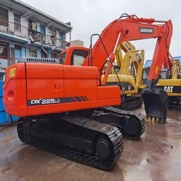 Used Doosan DX225LC Excavator | Low Hours | Heavy Duty | Global Shipping | Well-Maintained - Excavadora: foto 1 Used Doosan DX225LC Excavator | Low Hours | Heavy Duty | Global Shipping | Well-Maintained - Excavadora: foto 1