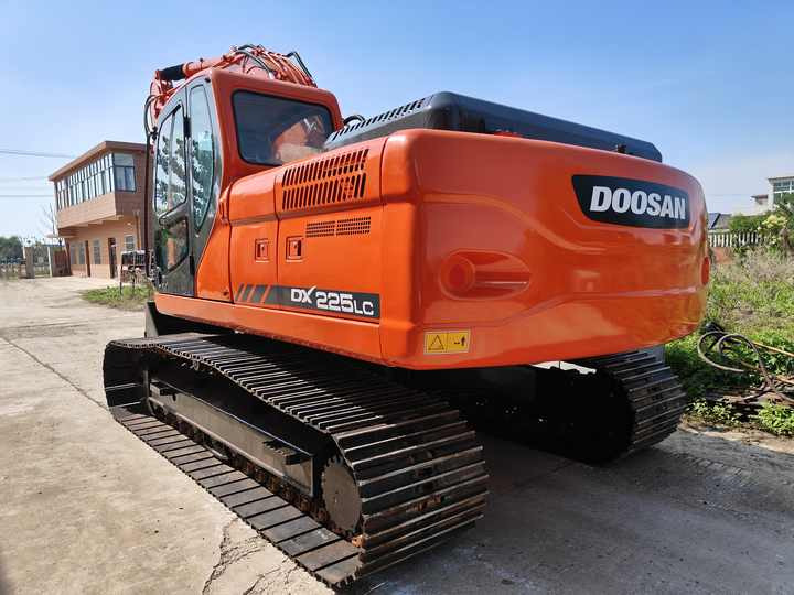 Used Doosan DX225LC Excavator | Low Hours | Heavy Duty | Global Shipping | Well-Maintained - Excavadora: foto 2 Used Doosan DX225LC Excavator | Low Hours | Heavy Duty | Global Shipping | Well-Maintained - Excavadora: foto 2