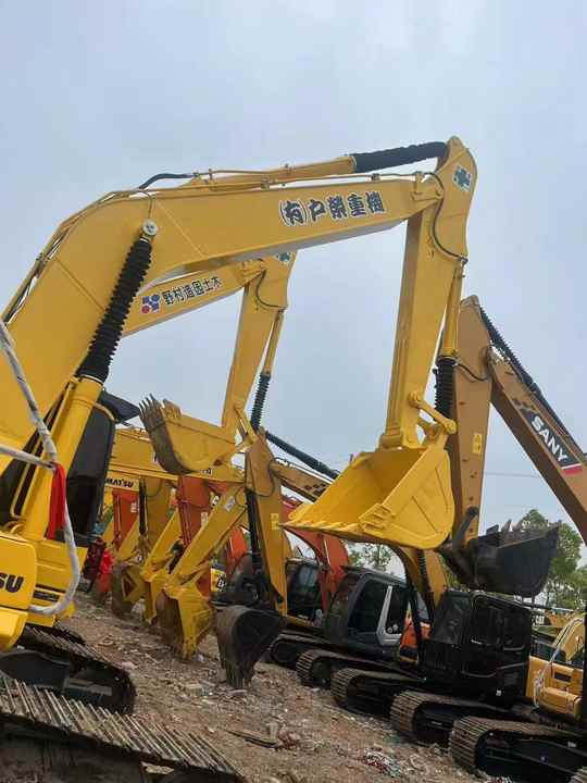 Used Good Quality Japan Original PC240-8 in Good Condition PC240-8 Komatsu - Excavadora de cadenas: foto 5 Used Good Quality Japan Original PC240-8 in Good Condition PC240-8 Komatsu - Excavadora de cadenas: foto 5