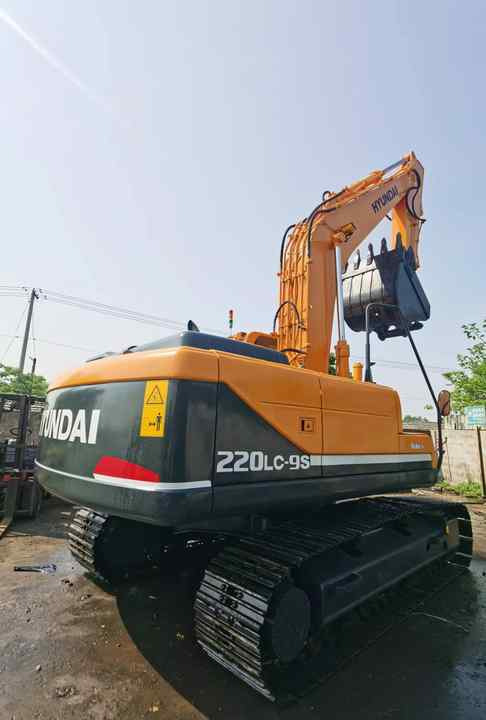 Used HYUNDAI R220-9S New Model Excavator Second Hand Machine Popular Brand Korean hyundai Hydraulic Machinery - Excavadora: foto 5 Used HYUNDAI R220-9S New Model Excavator Second Hand Machine Popular Brand Korean hyundai Hydraulic Machinery - Excavadora: foto 5