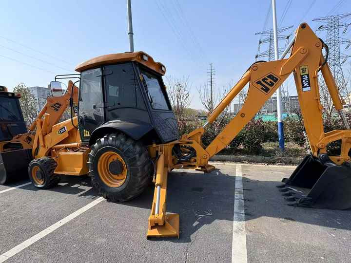 Used Hydraulic Backhoe Loader JCB3CX 7t in Good Condition Cheap Price in Stock Jcb 3cx 4cx 4cx Loader in Hefei for Sale - Retroexcavadora: foto 2 Used Hydraulic Backhoe Loader JCB3CX 7t in Good Condition Cheap Price in Stock Jcb 3cx 4cx 4cx Loader in Hefei for Sale - Retroexcavadora: foto 2