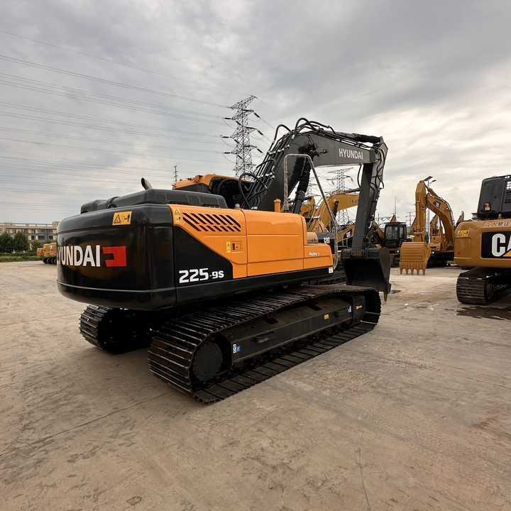 Used Hyundai 225LC-9S Excavator with Excellent Performance for Sale - Excavadora de cadenas: foto 3 Used Hyundai 225LC-9S Excavator with Excellent Performance for Sale - Excavadora de cadenas: foto 3